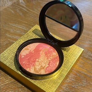 Laura Geller Baked Blush-N-Bronze/Apricot Bronze